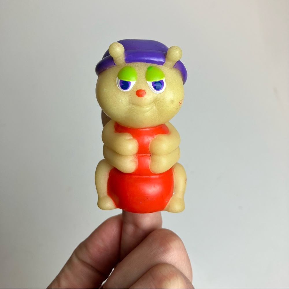 Vintage 80s Playskool Glo Friends Glow in the Dark Finger Puppet Purple Hat - Picture 6 of 12